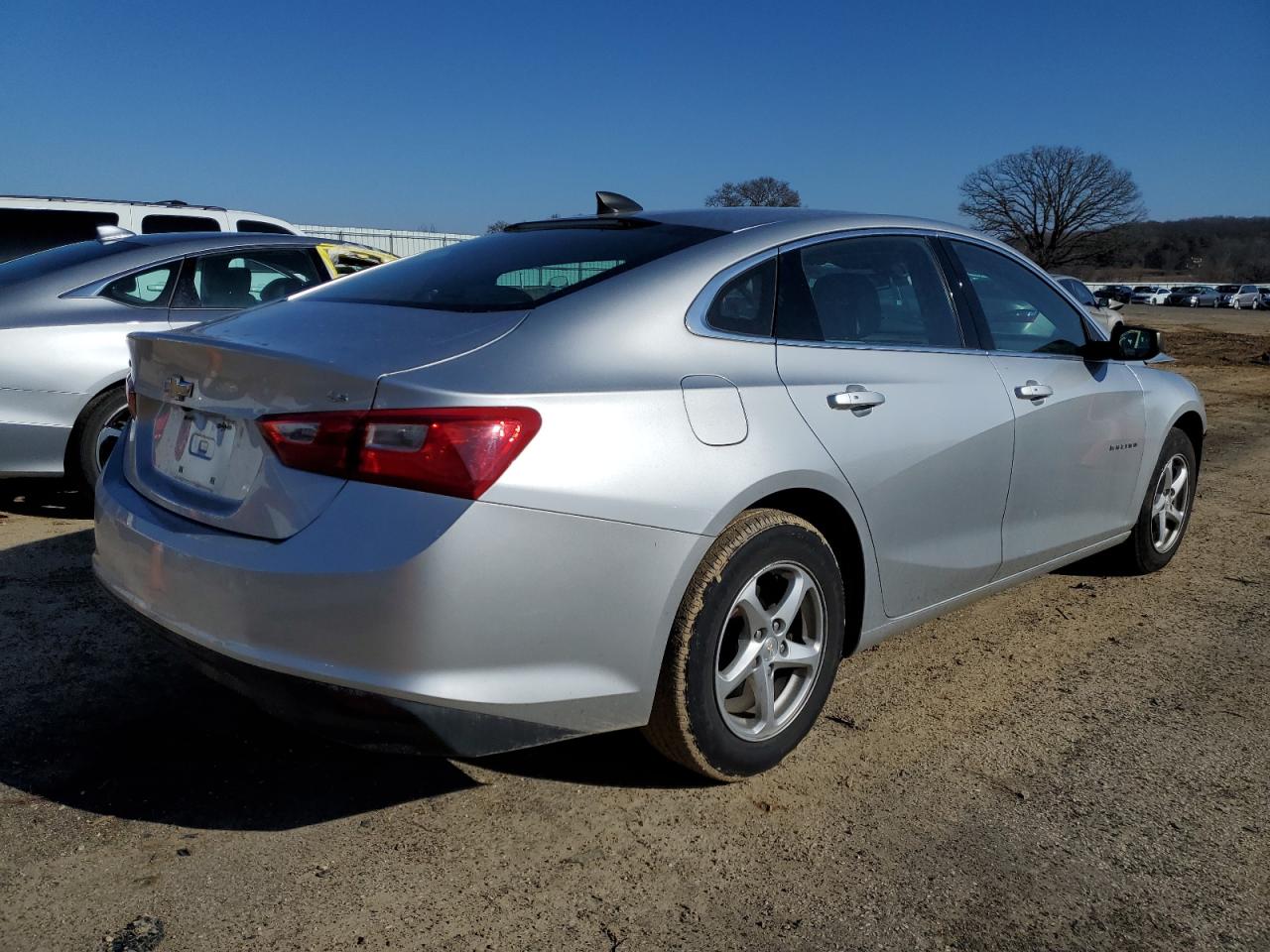 Photo 2 VIN: 1G1ZB5STXGF227184 - CHEVROLET MALIBU 