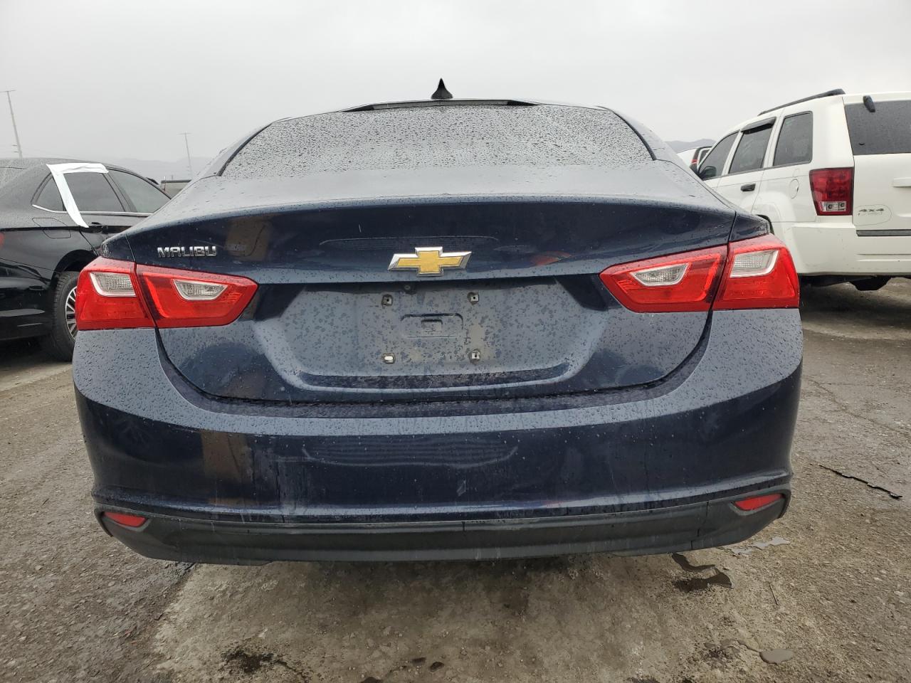 Photo 5 VIN: 1G1ZB5STXHF279996 - CHEVROLET MALIBU 