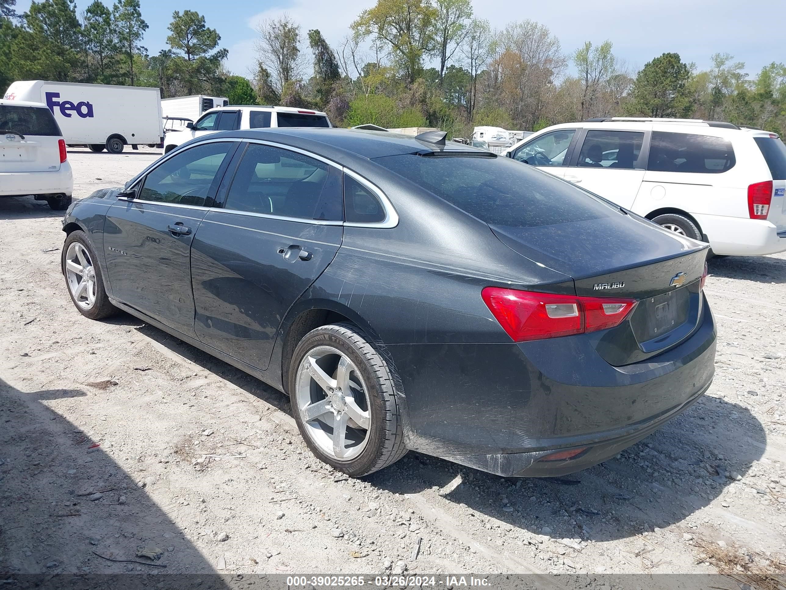 Photo 2 VIN: 1G1ZB5STXJF217231 - CHEVROLET MALIBU 