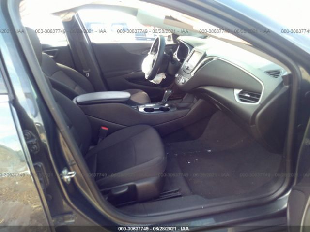 Photo 4 VIN: 1G1ZB5STXJF256160 - CHEVROLET MALIBU 