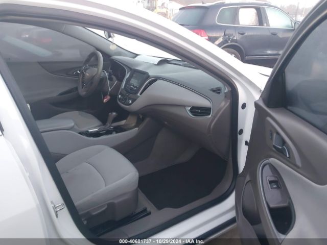 Photo 4 VIN: 1G1ZB5STXJF268941 - CHEVROLET MALIBU 