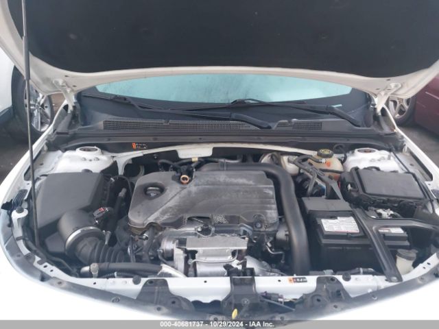 Photo 9 VIN: 1G1ZB5STXJF268941 - CHEVROLET MALIBU 