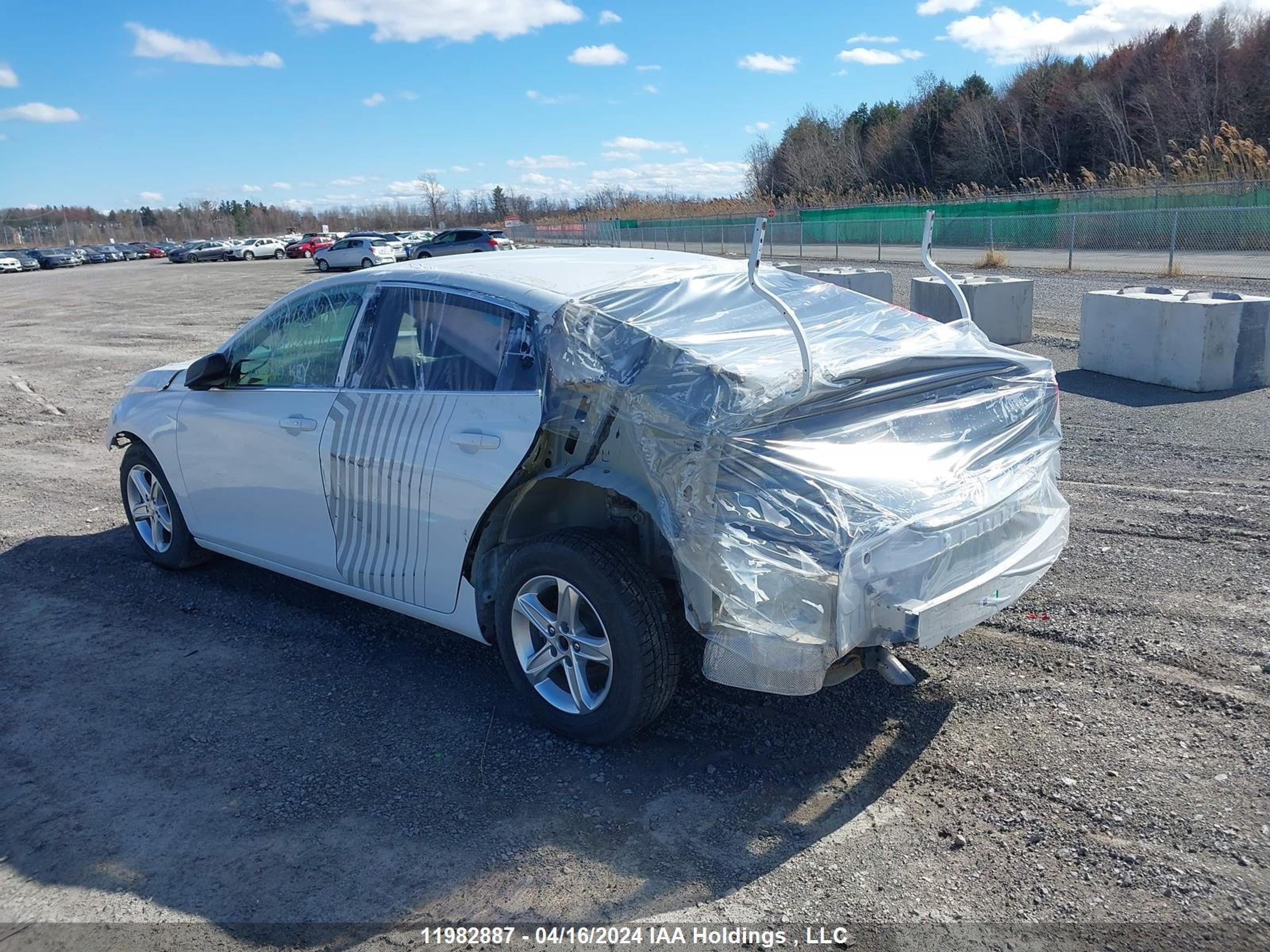 Photo 2 VIN: 1G1ZB5STXMF083020 - CHEVROLET MALIBU 