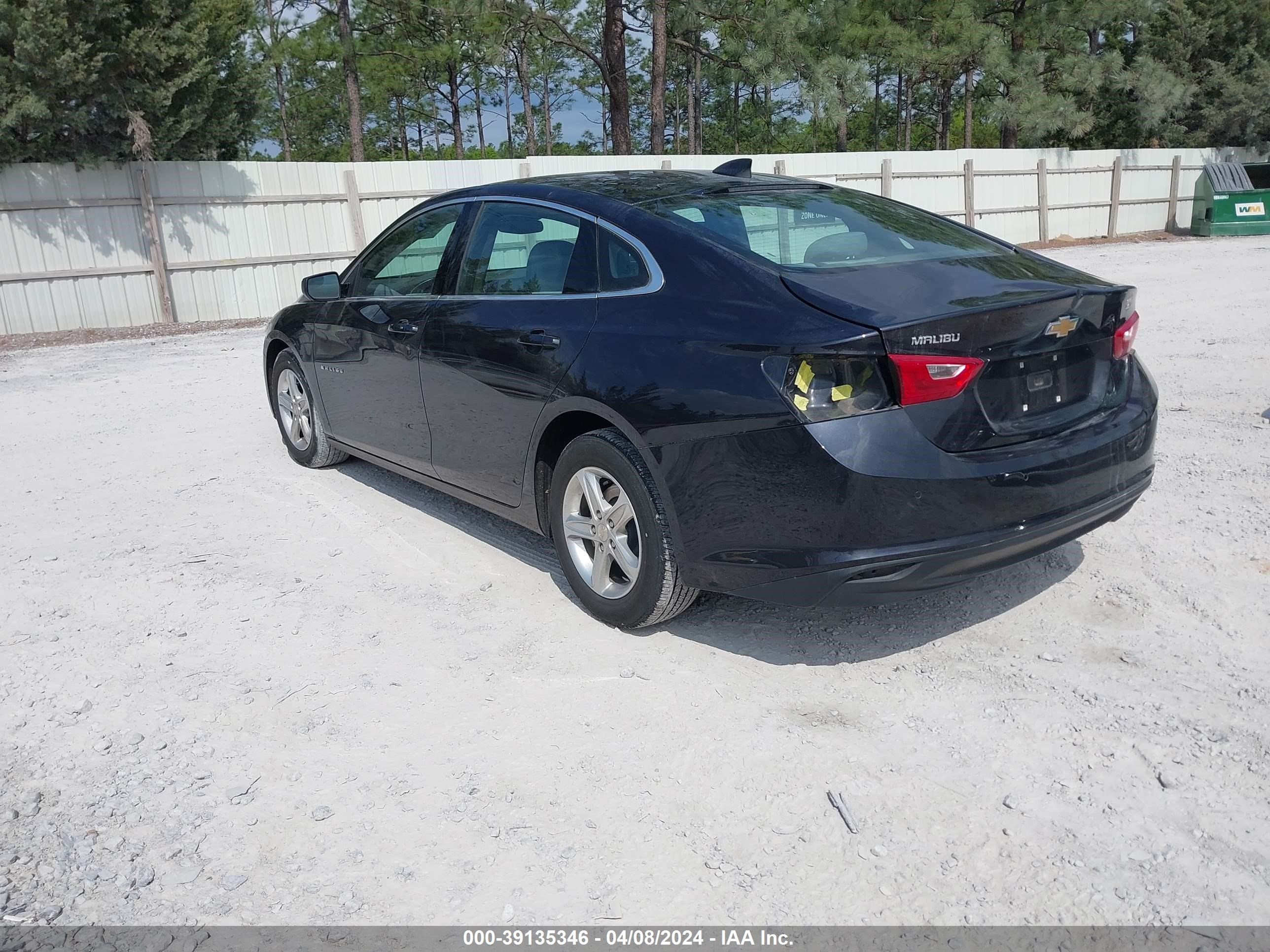 Photo 2 VIN: 1G1ZB5STXNF200029 - CHEVROLET MALIBU 