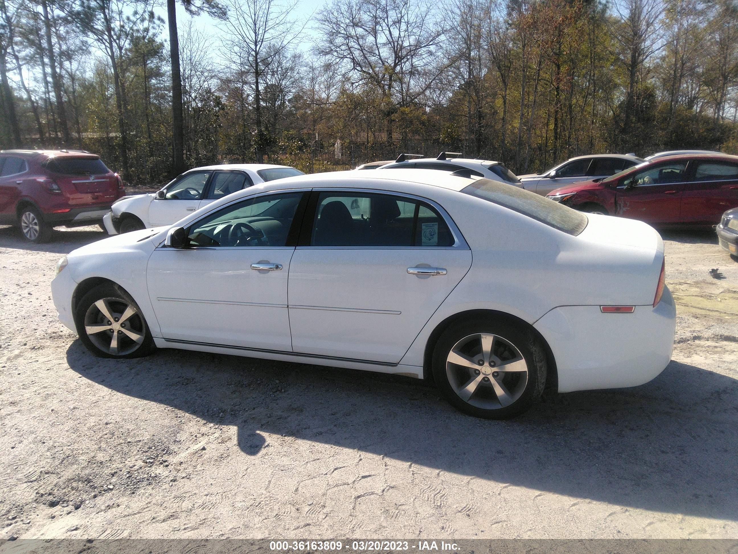 Photo 2 VIN: 1G1ZC5E00CF146512 - CHEVROLET MALIBU 