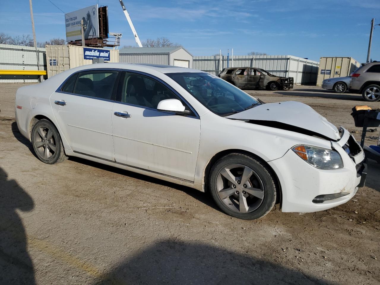 Photo 3 VIN: 1G1ZC5E00CF160071 - CHEVROLET MALIBU 