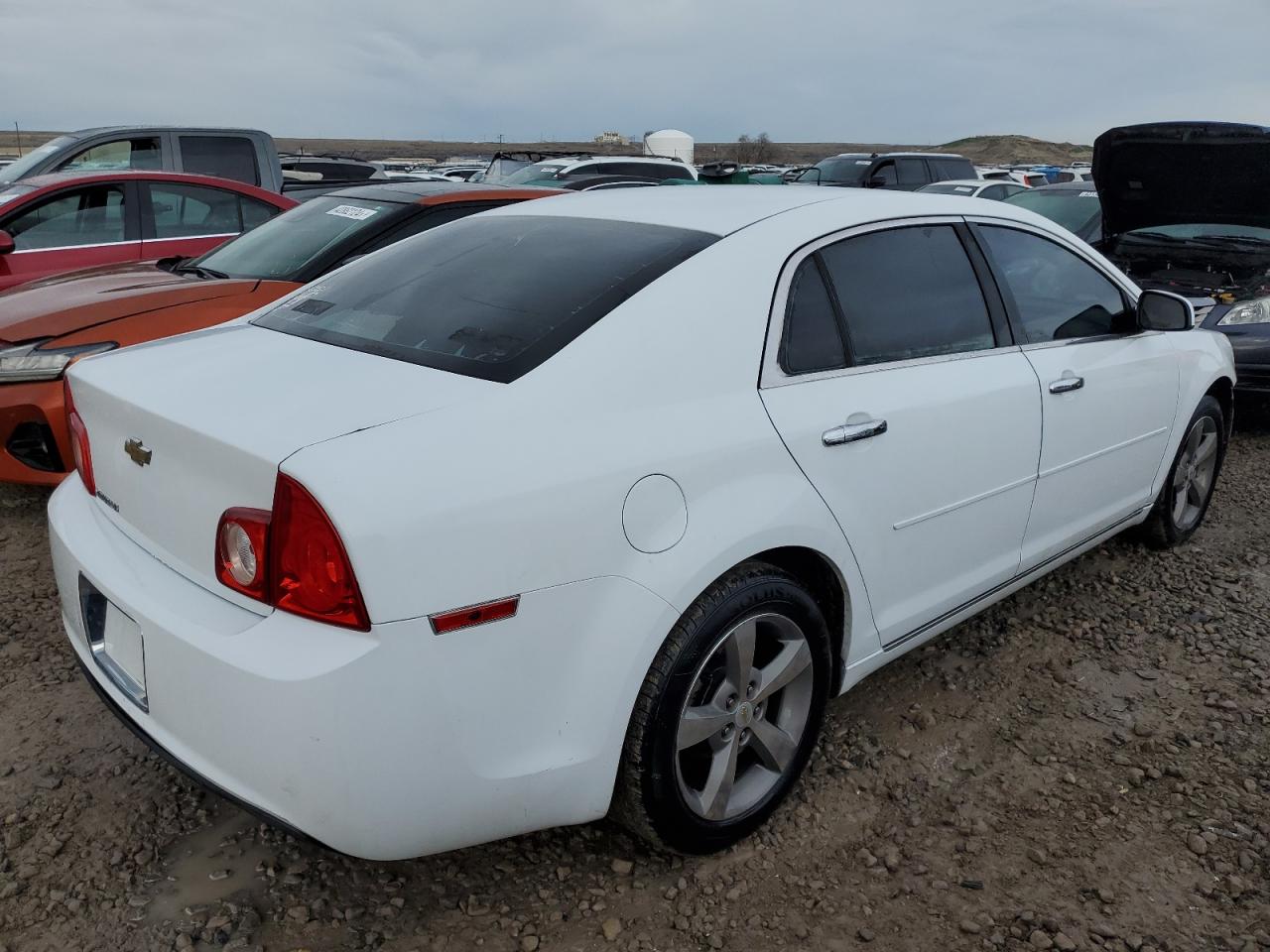 Photo 2 VIN: 1G1ZC5E01CF279005 - CHEVROLET MALIBU 