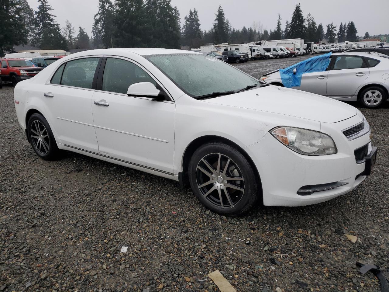 Photo 3 VIN: 1G1ZC5E02CF184288 - CHEVROLET MALIBU 