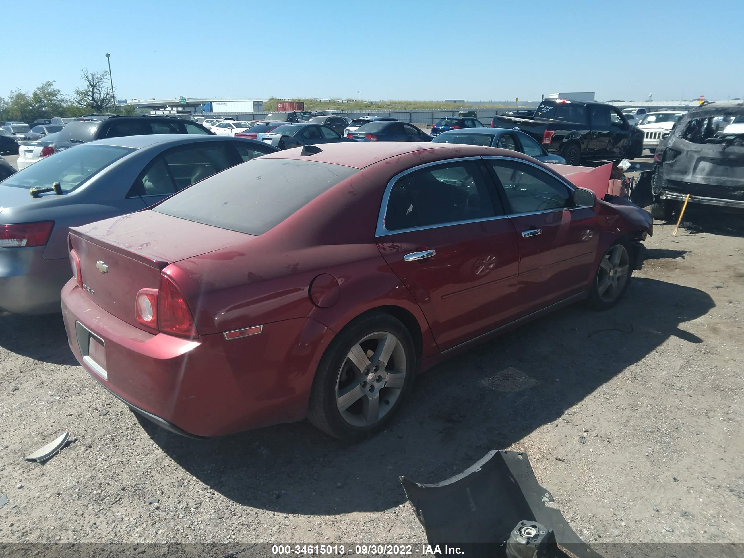 Photo 3 VIN: 1G1ZC5E02CF315364 - CHEVROLET MALIBU 