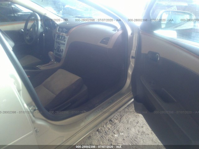 Photo 4 VIN: 1G1ZC5E03AF126428 - CHEVROLET MALIBU 