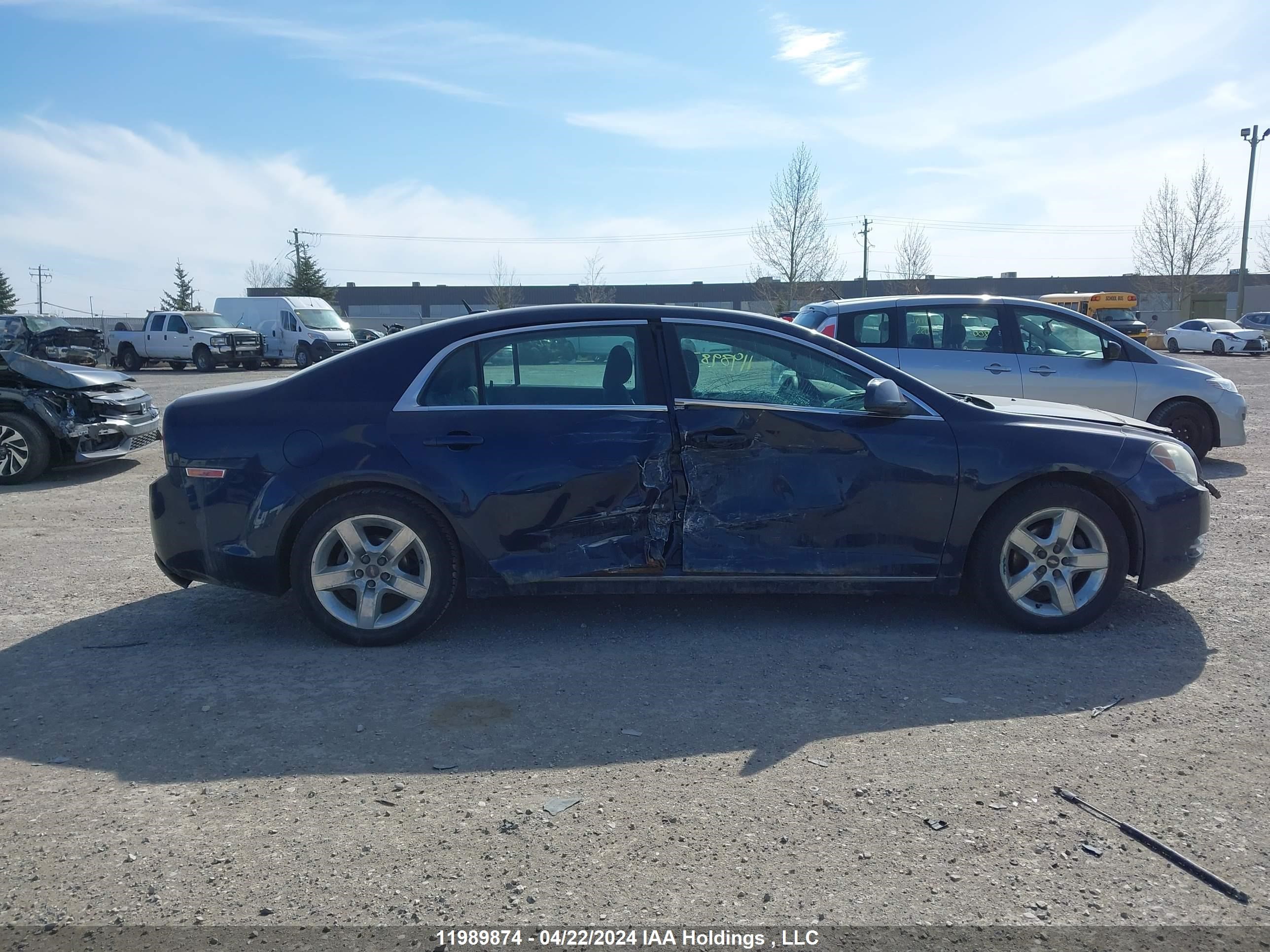 Photo 12 VIN: 1G1ZC5E03AF194972 - CHEVROLET MALIBU 