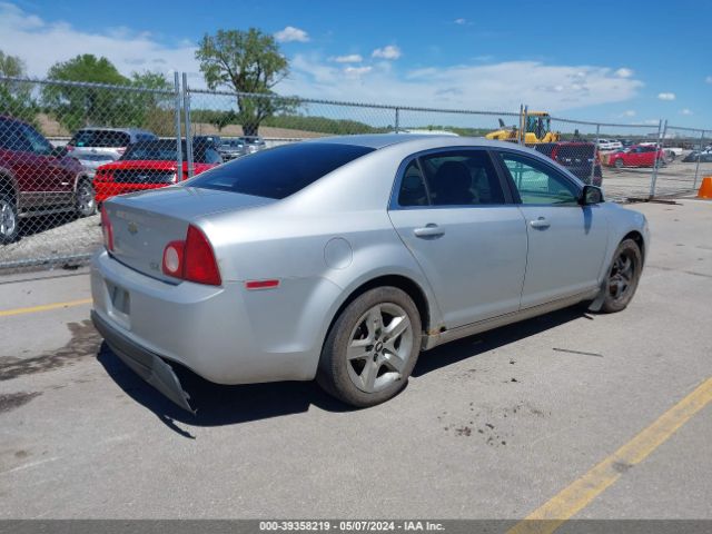 Photo 3 VIN: 1G1ZC5E04AF289010 - CHEVROLET MALIBU 