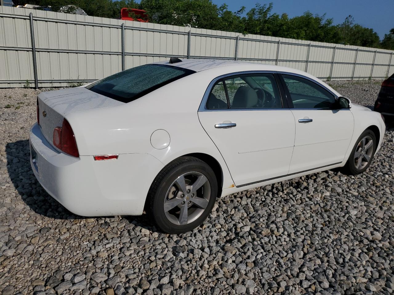 Photo 2 VIN: 1G1ZC5E06CF100442 - CHEVROLET MALIBU 