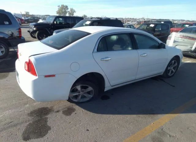 Photo 3 VIN: 1G1ZC5E07CF105634 - CHEVROLET MALIBU 