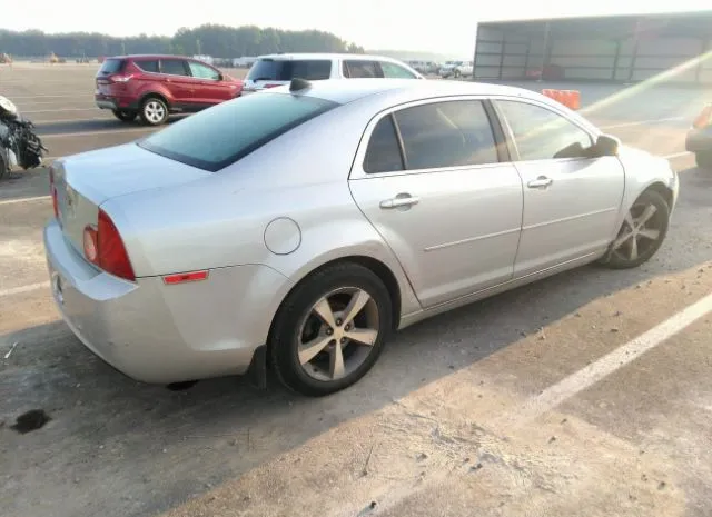 Photo 3 VIN: 1G1ZC5E07CF139038 - CHEVROLET MALIBU 