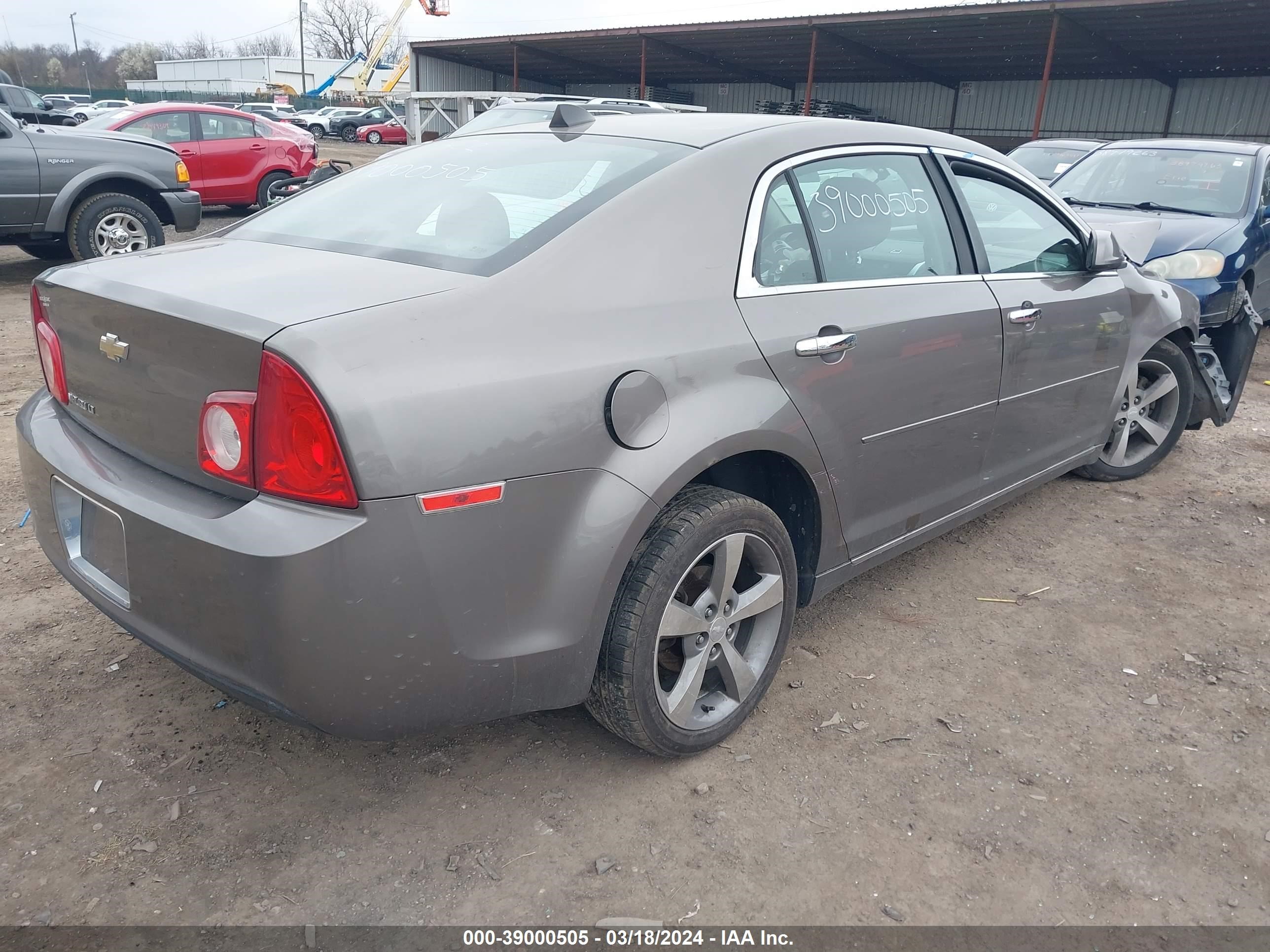 Photo 3 VIN: 1G1ZC5E07CF282622 - CHEVROLET MALIBU 