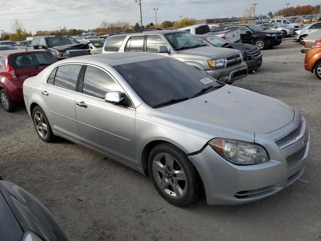 Photo 3 VIN: 1G1ZC5E0XAF209449 - CHEVROLET MALIBU 