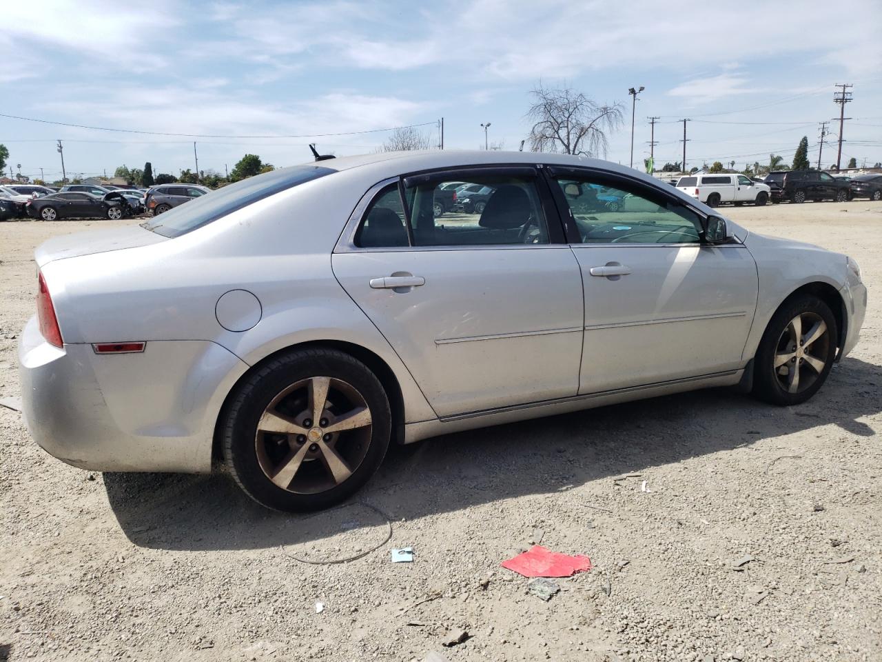 Photo 2 VIN: 1G1ZC5E11BF199386 - CHEVROLET MALIBU 