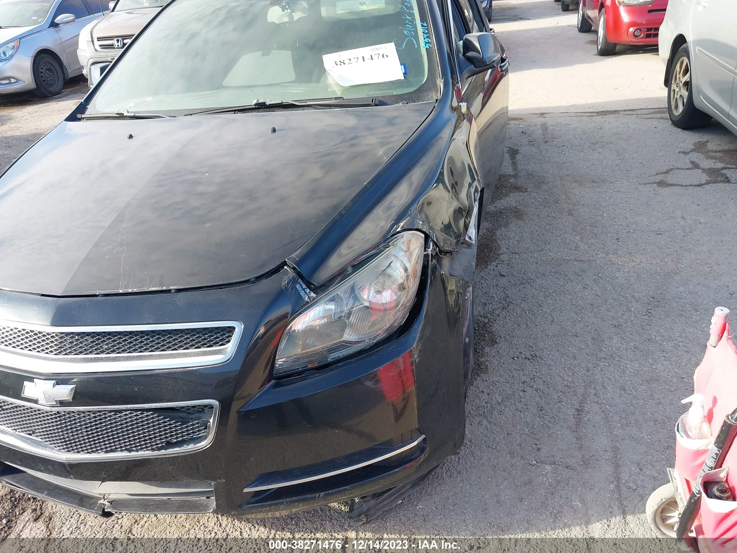 Photo 5 VIN: 1G1ZC5E11BF334012 - CHEVROLET MALIBU 