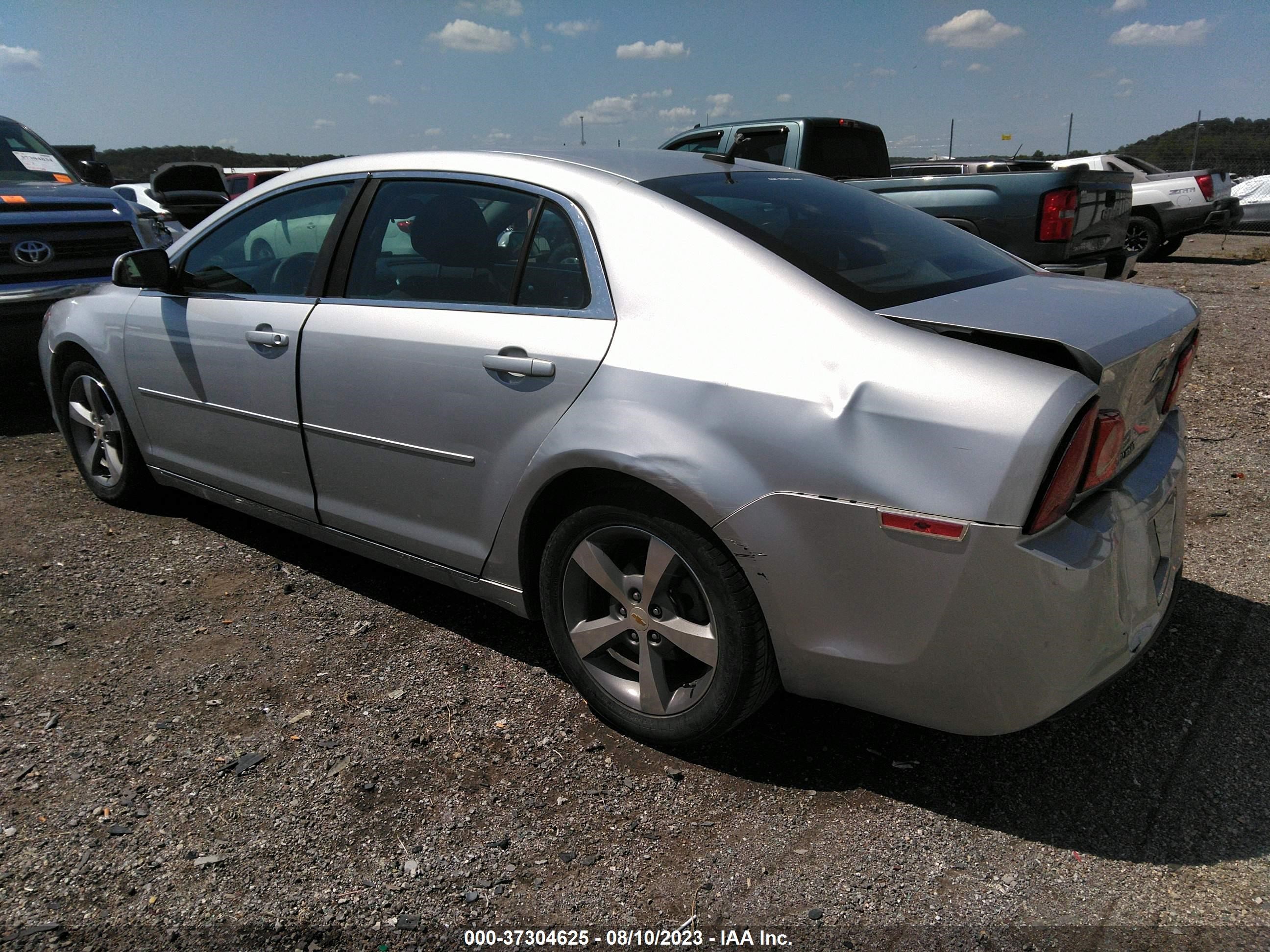 Photo 2 VIN: 1G1ZC5E11BF343177 - CHEVROLET MALIBU 