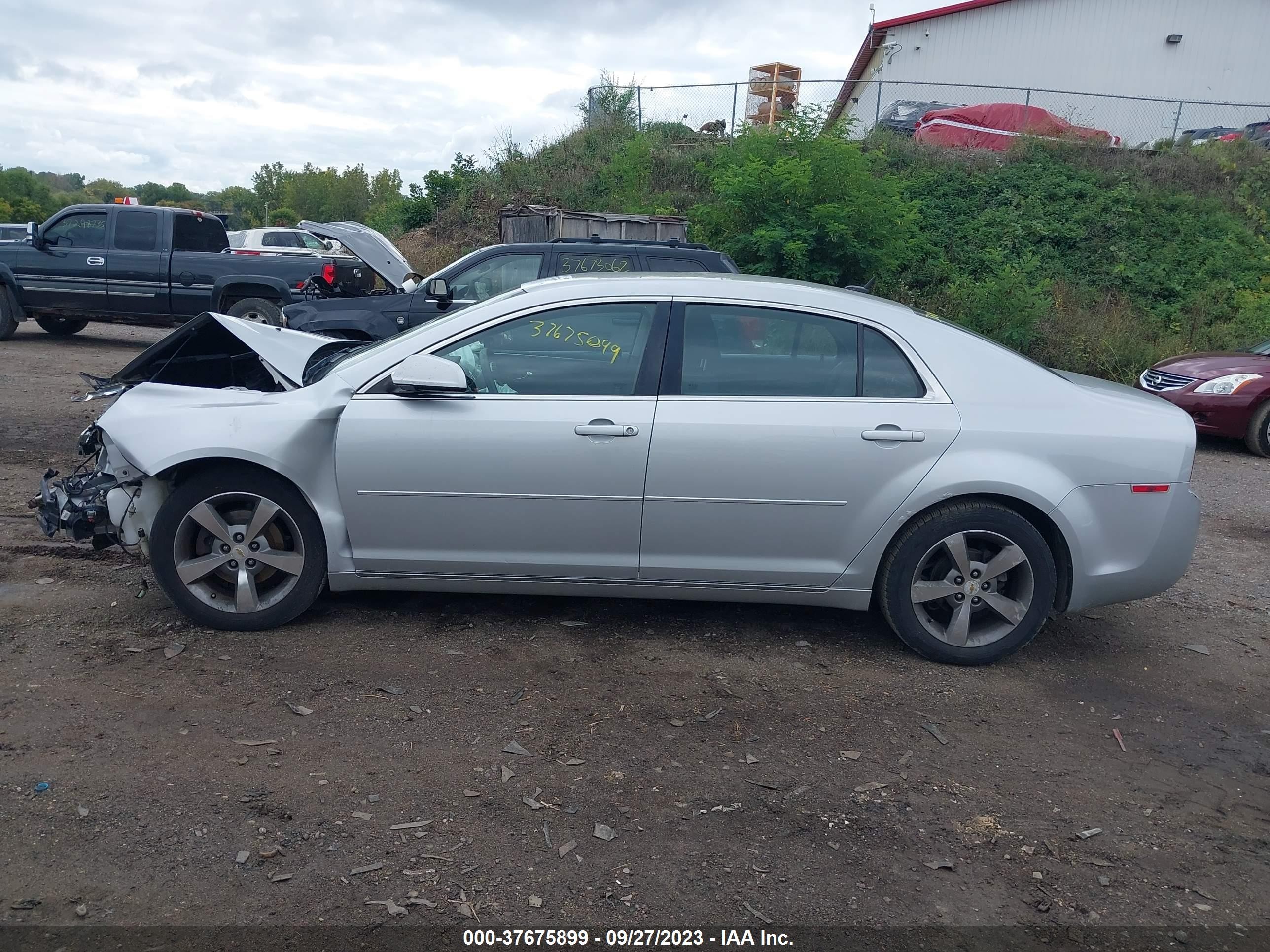 Photo 13 VIN: 1G1ZC5E12BF103510 - CHEVROLET MALIBU 