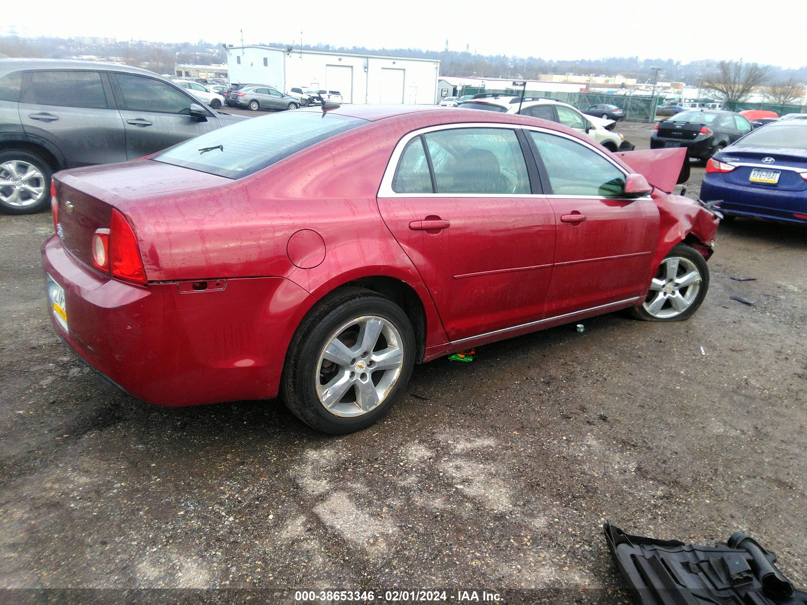 Photo 3 VIN: 1G1ZC5E13BF226216 - CHEVROLET MALIBU 