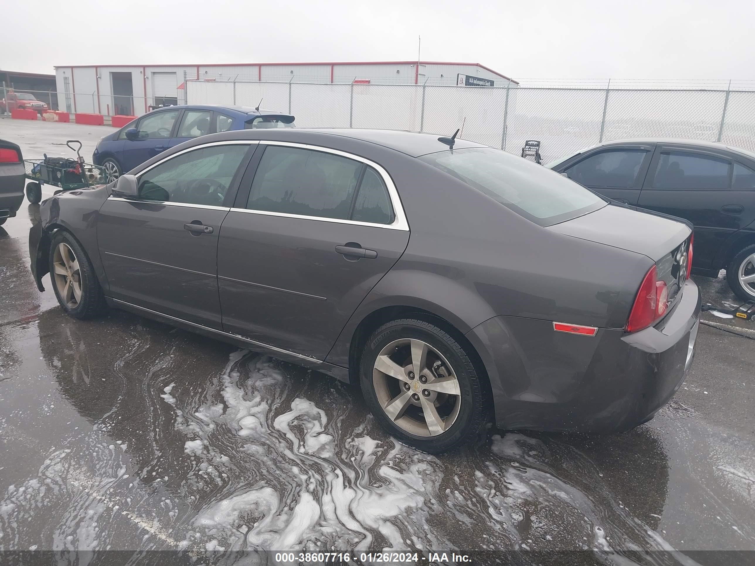 Photo 2 VIN: 1G1ZC5E19BF342150 - CHEVROLET MALIBU 