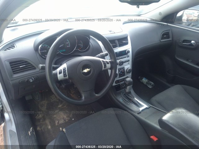 Photo 4 VIN: 1G1ZC5E1XBF391423 - CHEVROLET MALIBU 