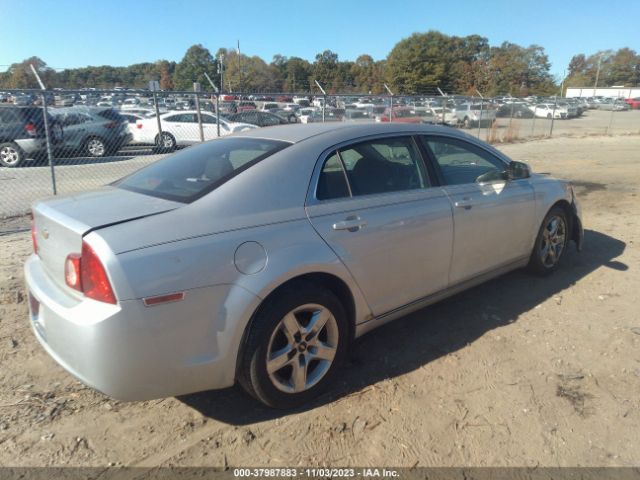 Photo 3 VIN: 1G1ZC5EB4AF239077 - CHEVROLET MALIBU 