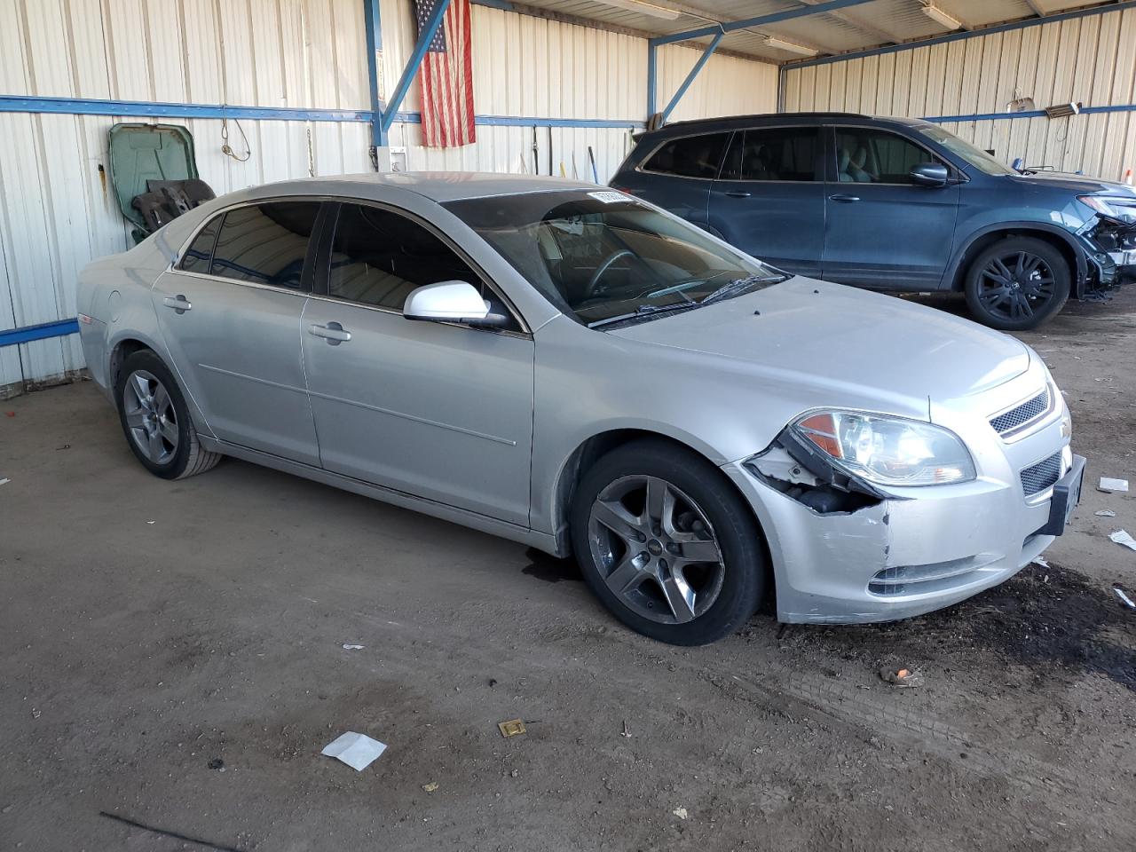 Photo 3 VIN: 1G1ZC5EB9A4126687 - CHEVROLET MALIBU 