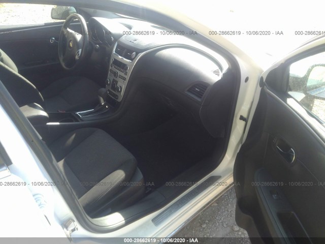 Photo 4 VIN: 1G1ZC5EU0BF334626 - CHEVROLET MALIBU 