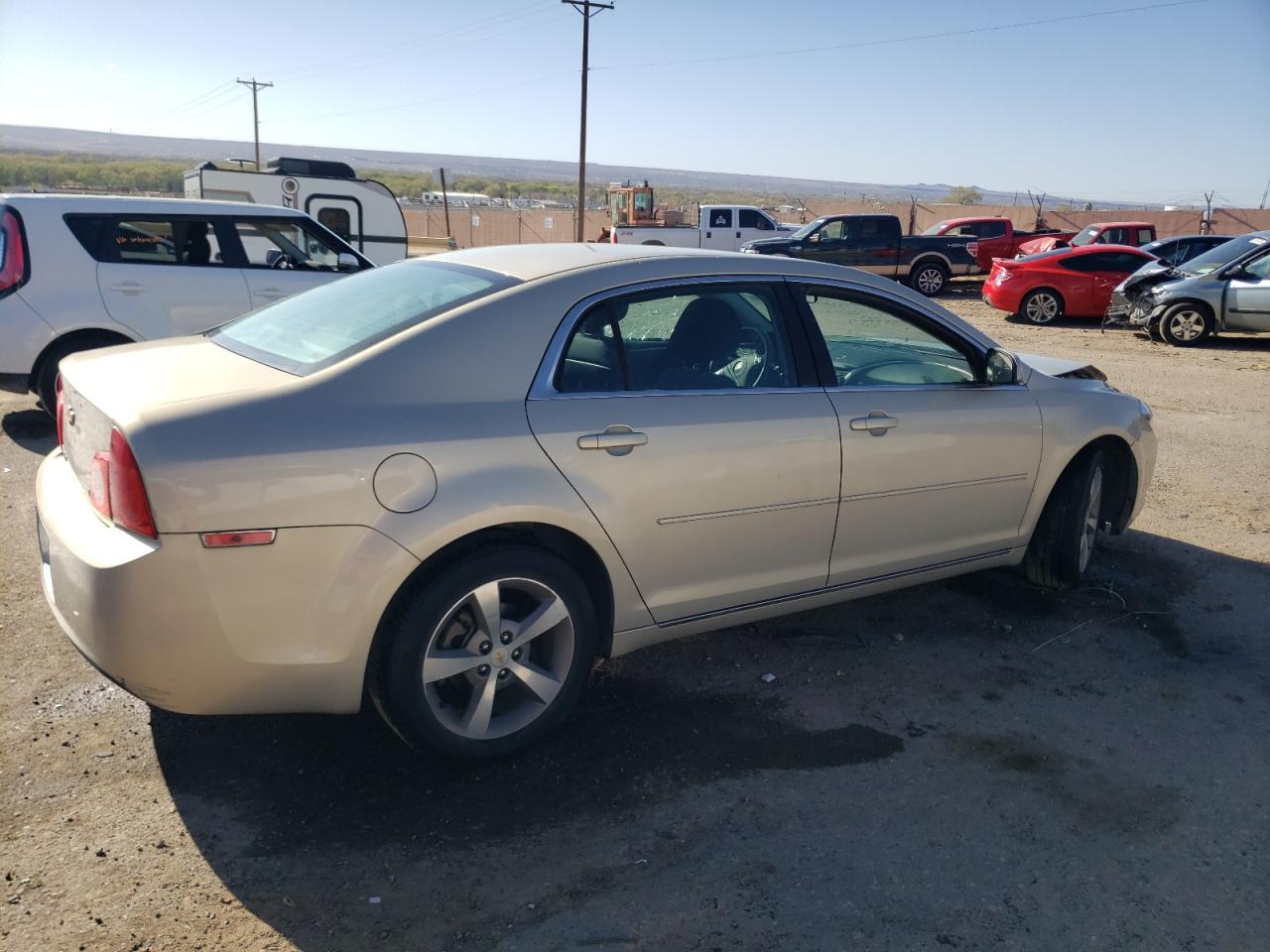 Photo 2 VIN: 1G1ZC5EU4BF362381 - CHEVROLET MALIBU 