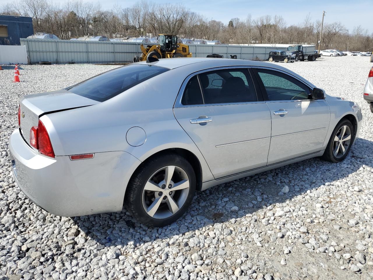 Photo 2 VIN: 1G1ZC5EU4CF164241 - CHEVROLET MALIBU 