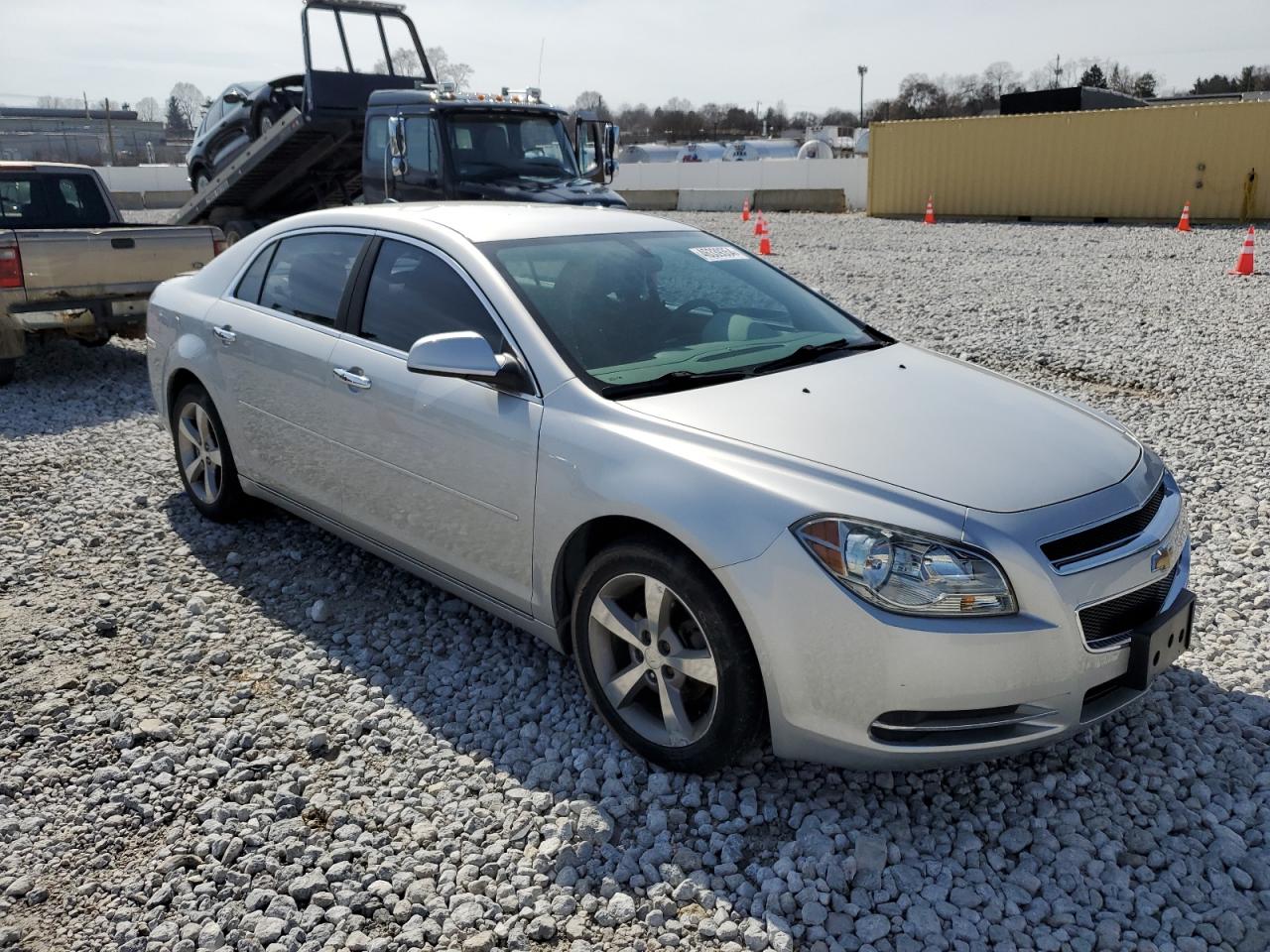 Photo 3 VIN: 1G1ZC5EU4CF164241 - CHEVROLET MALIBU 