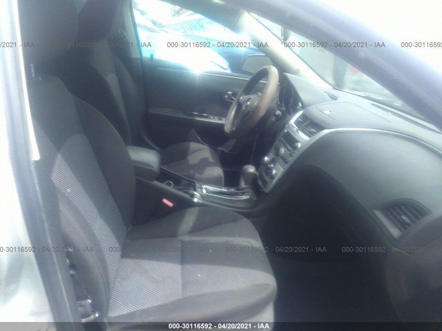 Photo 4 VIN: 1G1ZC5EU6BF292236 - CHEVROLET MALIBU 