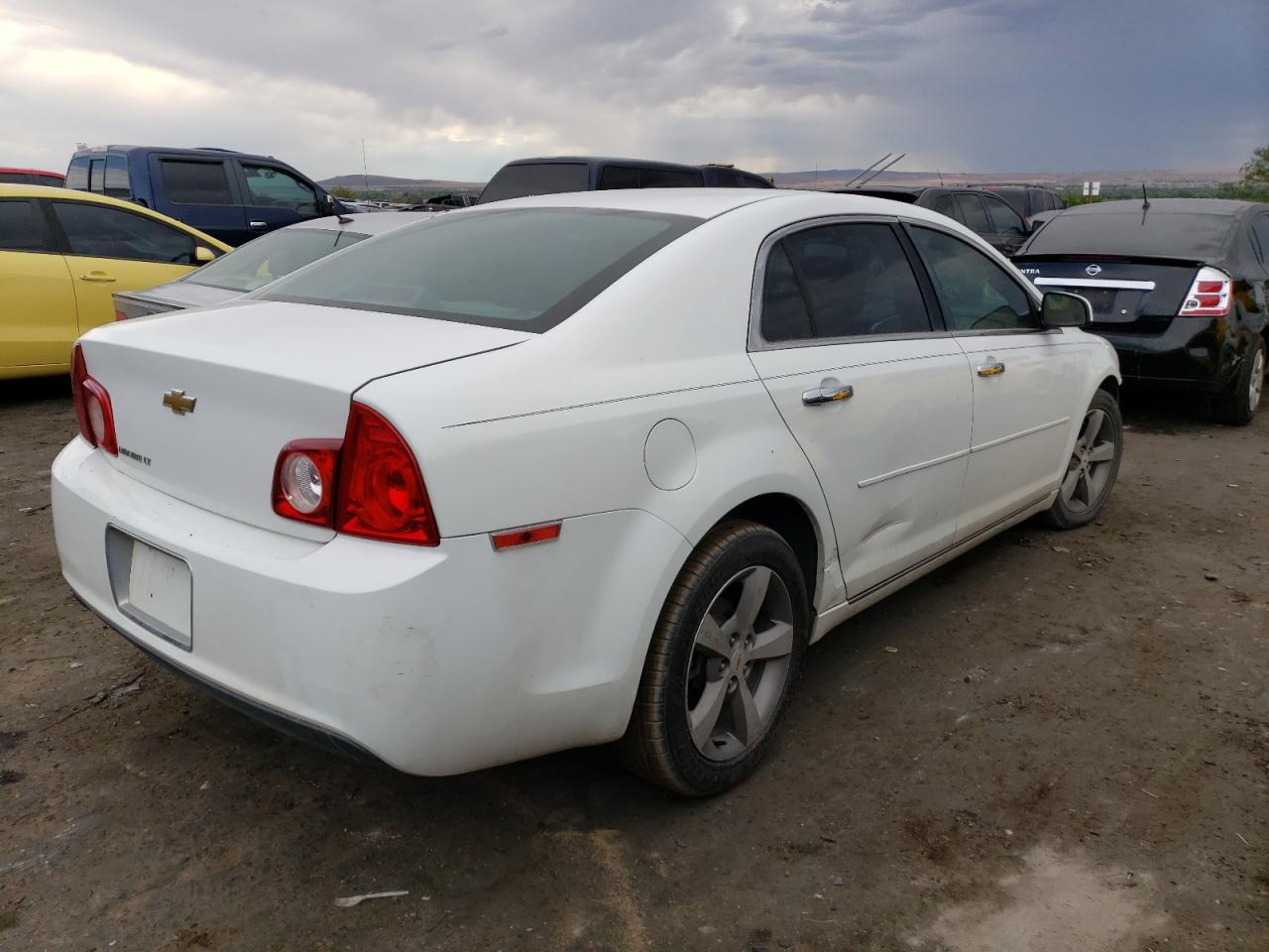 Photo 2 VIN: 1G1ZC5EU6CF132018 - CHEVROLET MALIBU 