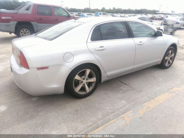 Photo 3 VIN: 1G1ZC5EU8BF179744 - CHEVROLET MALIBU 