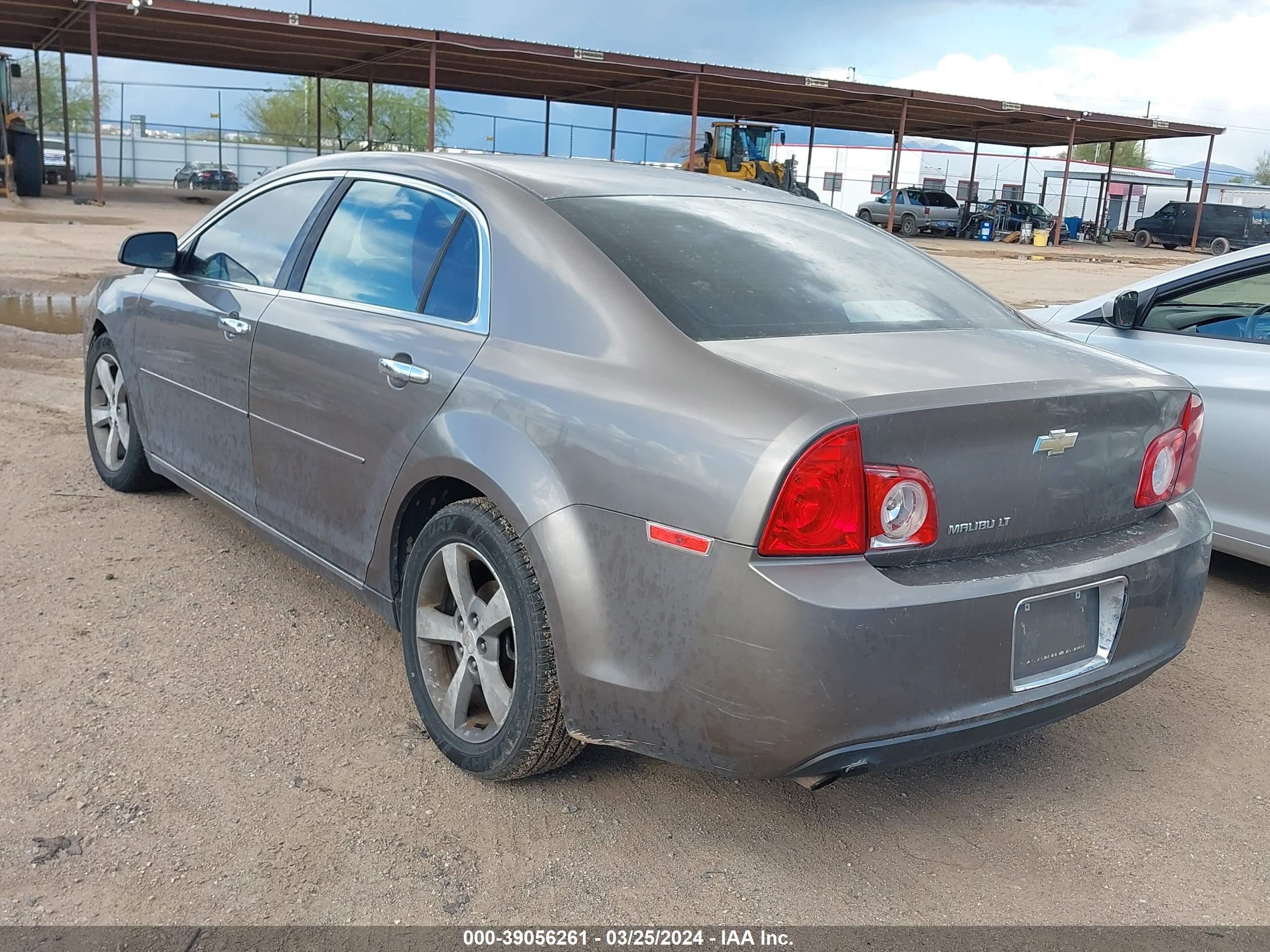 Photo 2 VIN: 1G1ZC5EU8CF252810 - CHEVROLET MALIBU 