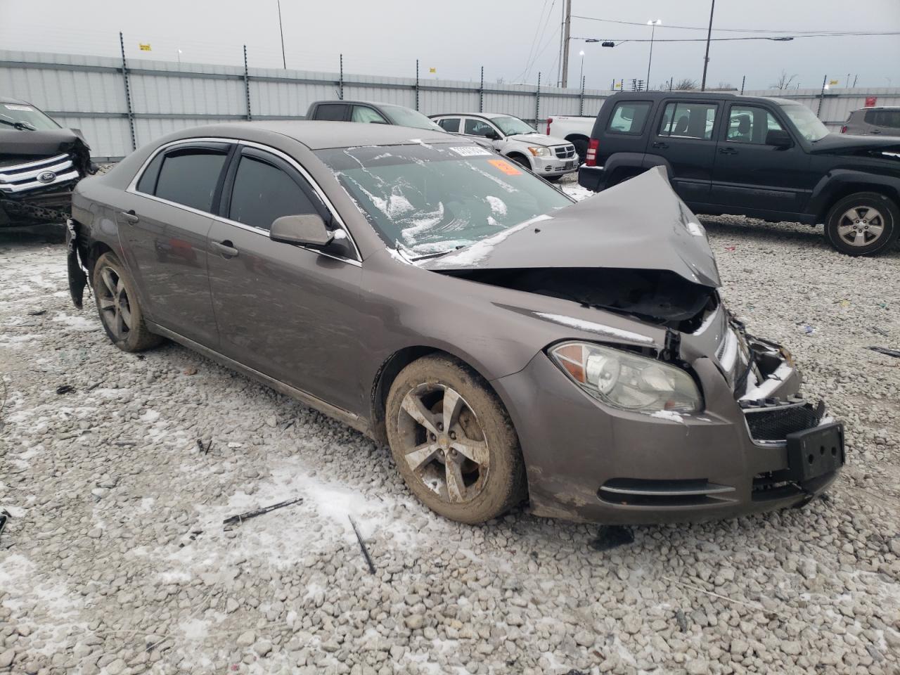 Photo 3 VIN: 1G1ZC5EU9BF182202 - CHEVROLET MALIBU 