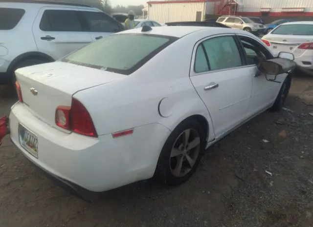 Photo 3 VIN: 1G1ZC5EU9CF282835 - CHEVROLET MALIBU 