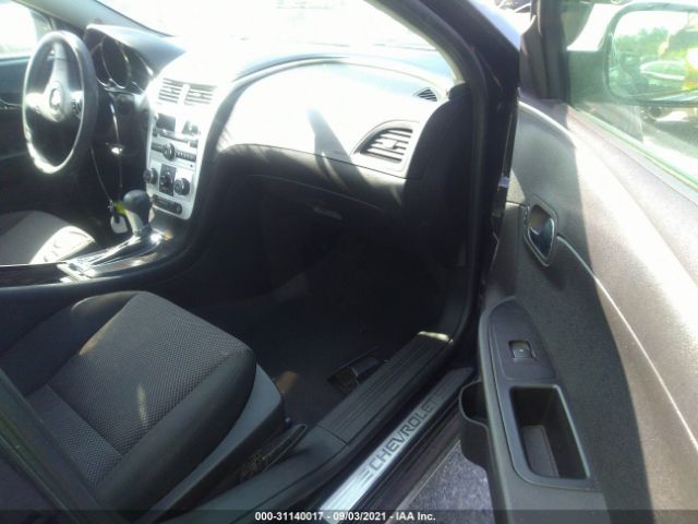 Photo 4 VIN: 1G1ZC5EUXBF173590 - CHEVROLET MALIBU 