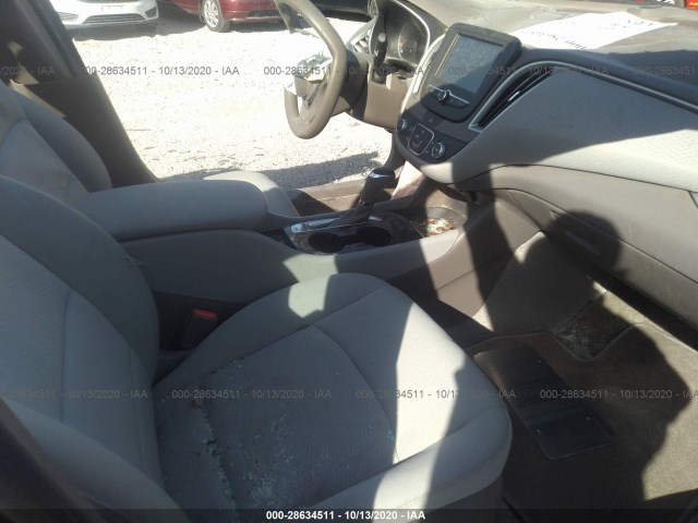 Photo 4 VIN: 1G1ZC5ST0HF155541 - CHEVROLET MALIBU 