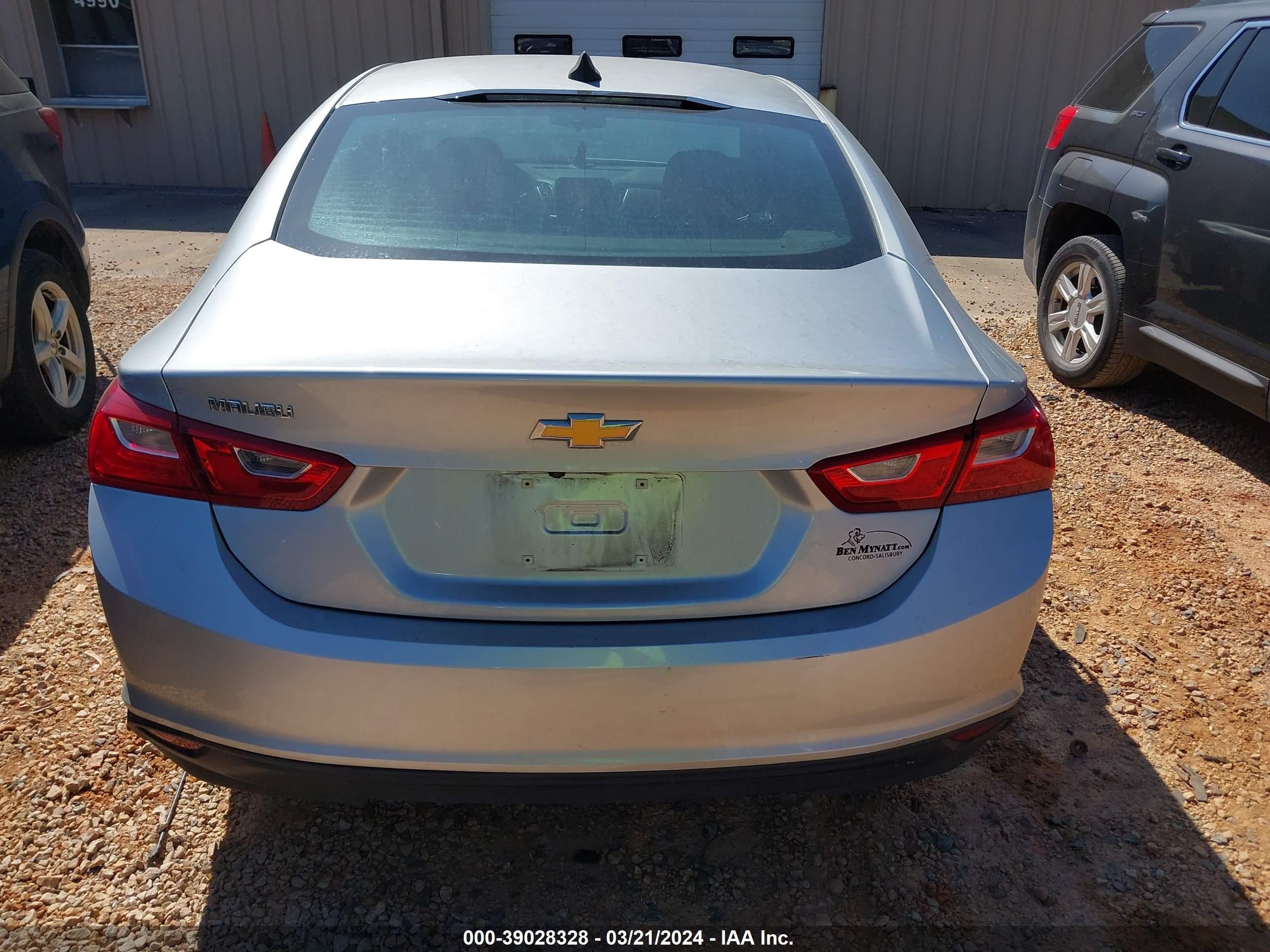 Photo 15 VIN: 1G1ZC5ST0KF172430 - CHEVROLET MALIBU 