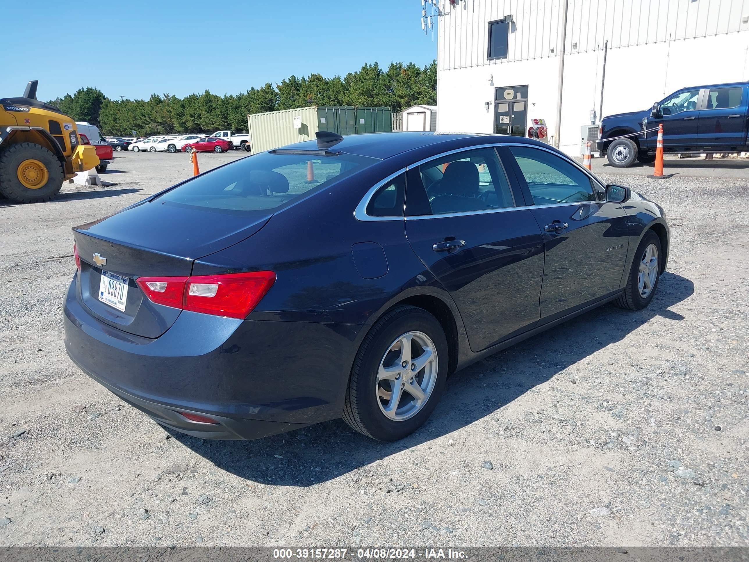 Photo 3 VIN: 1G1ZC5ST1HF224530 - CHEVROLET MALIBU 