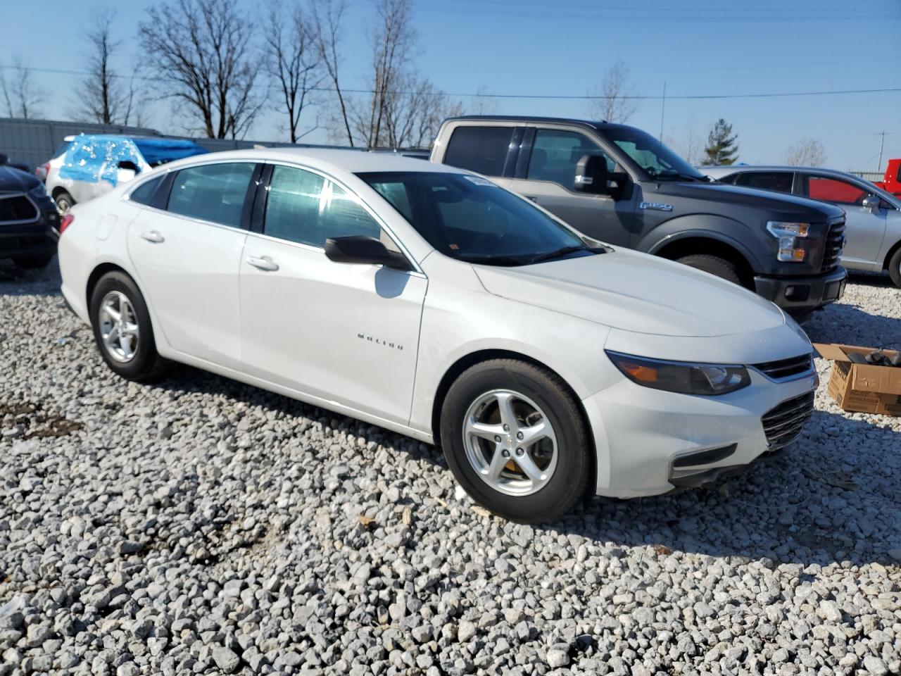 Photo 3 VIN: 1G1ZC5ST1HF250531 - CHEVROLET MALIBU 