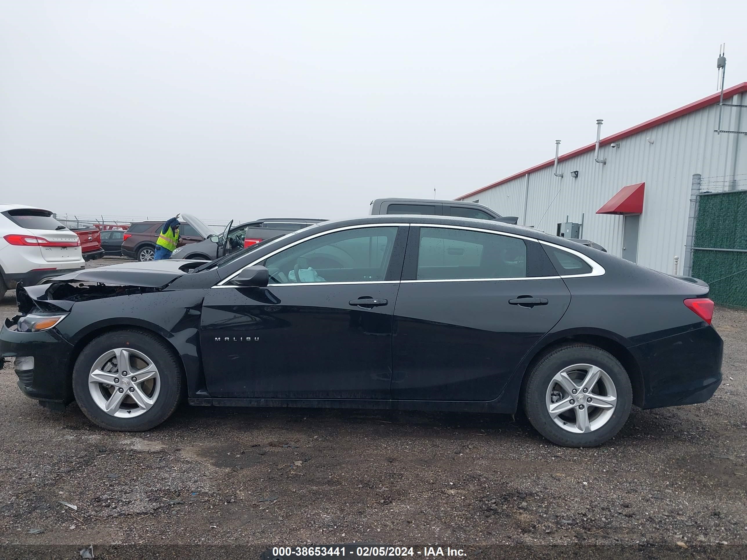 Photo 13 VIN: 1G1ZC5ST1PF243500 - CHEVROLET MALIBU 