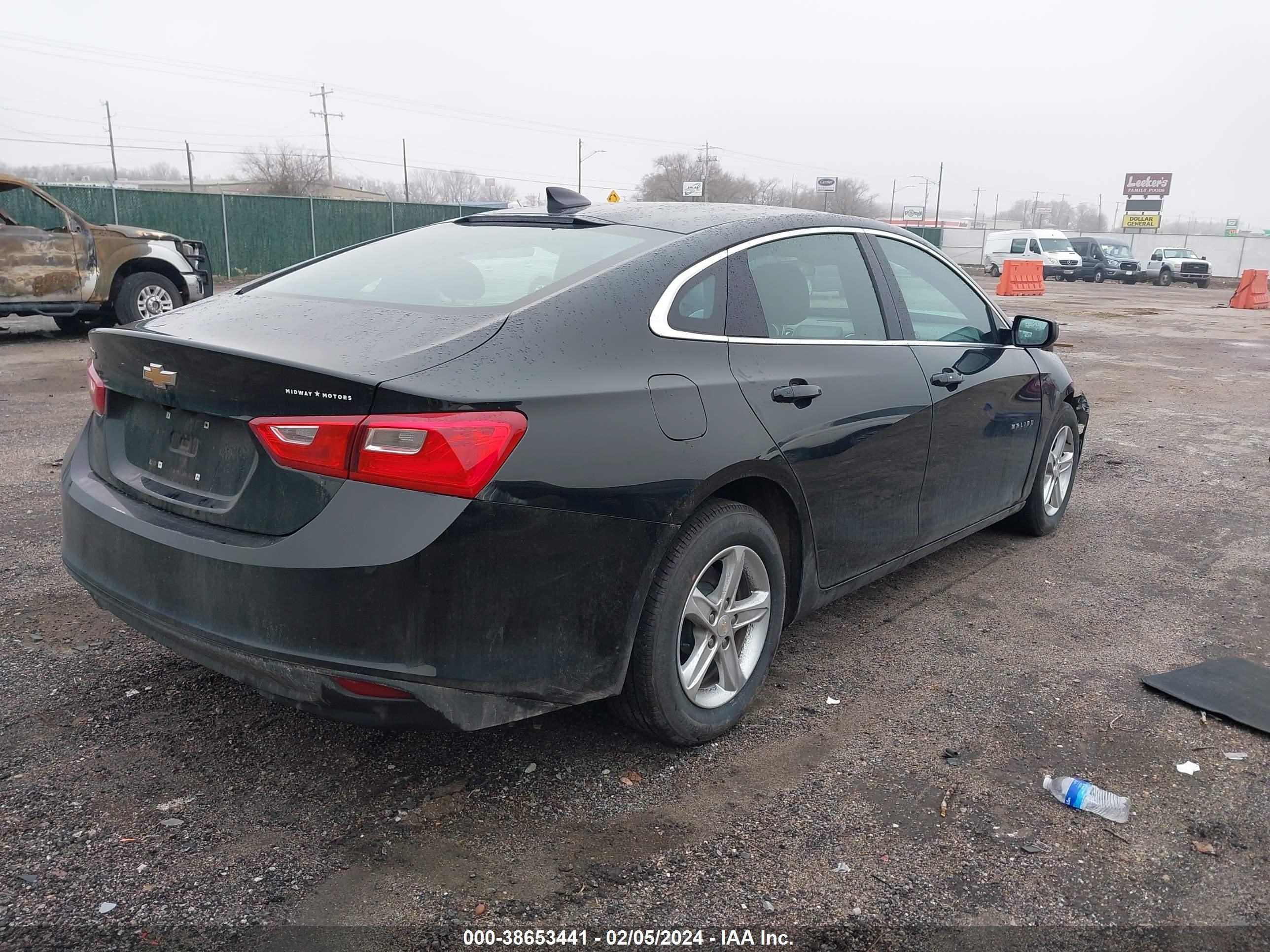 Photo 3 VIN: 1G1ZC5ST1PF243500 - CHEVROLET MALIBU 