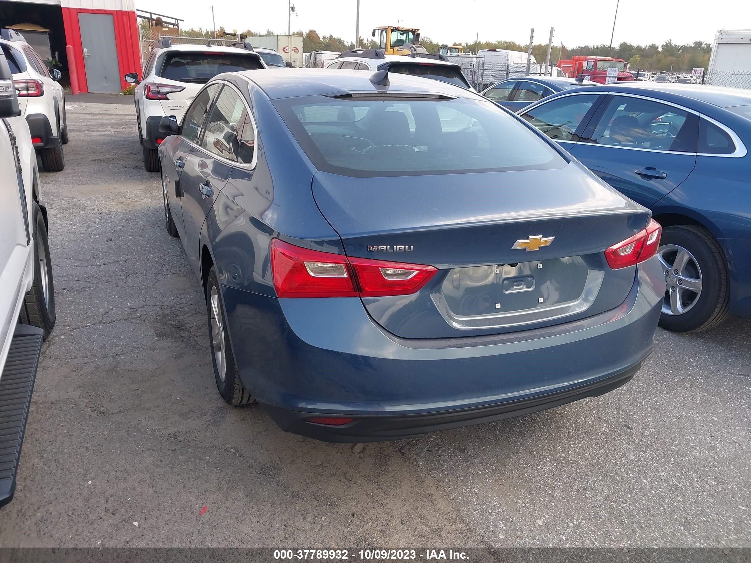 Photo 2 VIN: 1G1ZC5ST1RF129239 - CHEVROLET MALIBU 