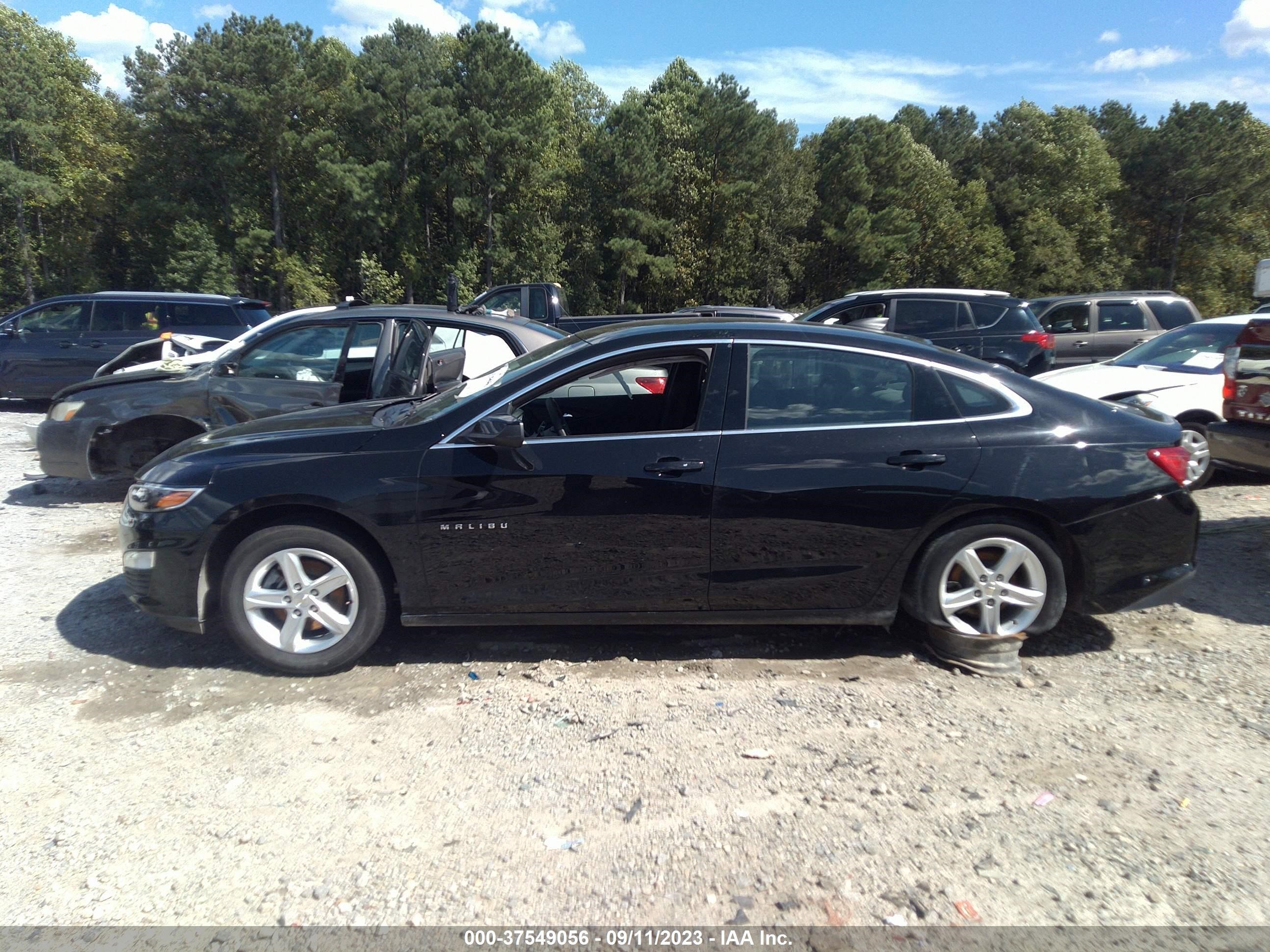 Photo 13 VIN: 1G1ZC5ST3LF107167 - CHEVROLET MALIBU 