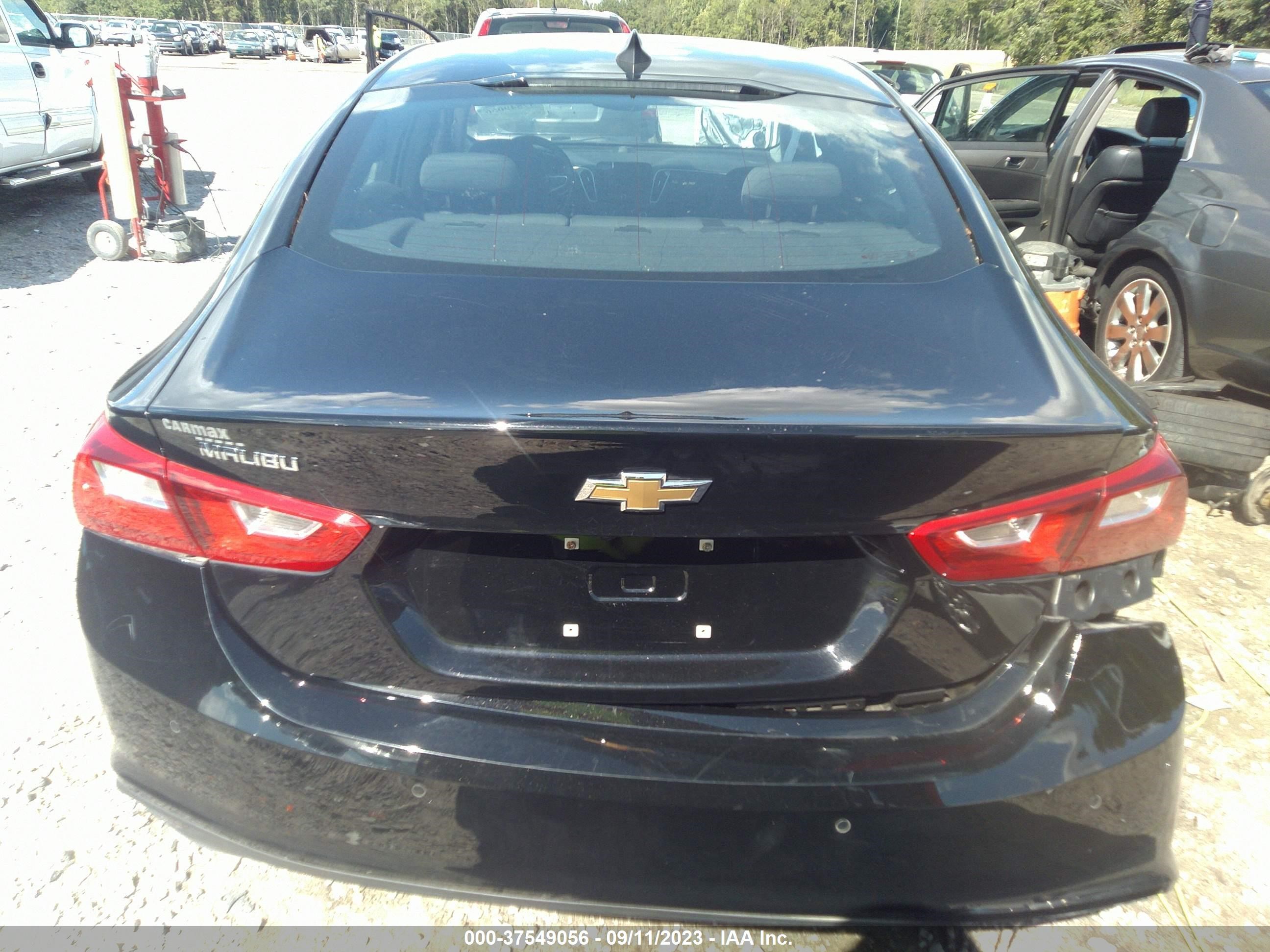 Photo 15 VIN: 1G1ZC5ST3LF107167 - CHEVROLET MALIBU 